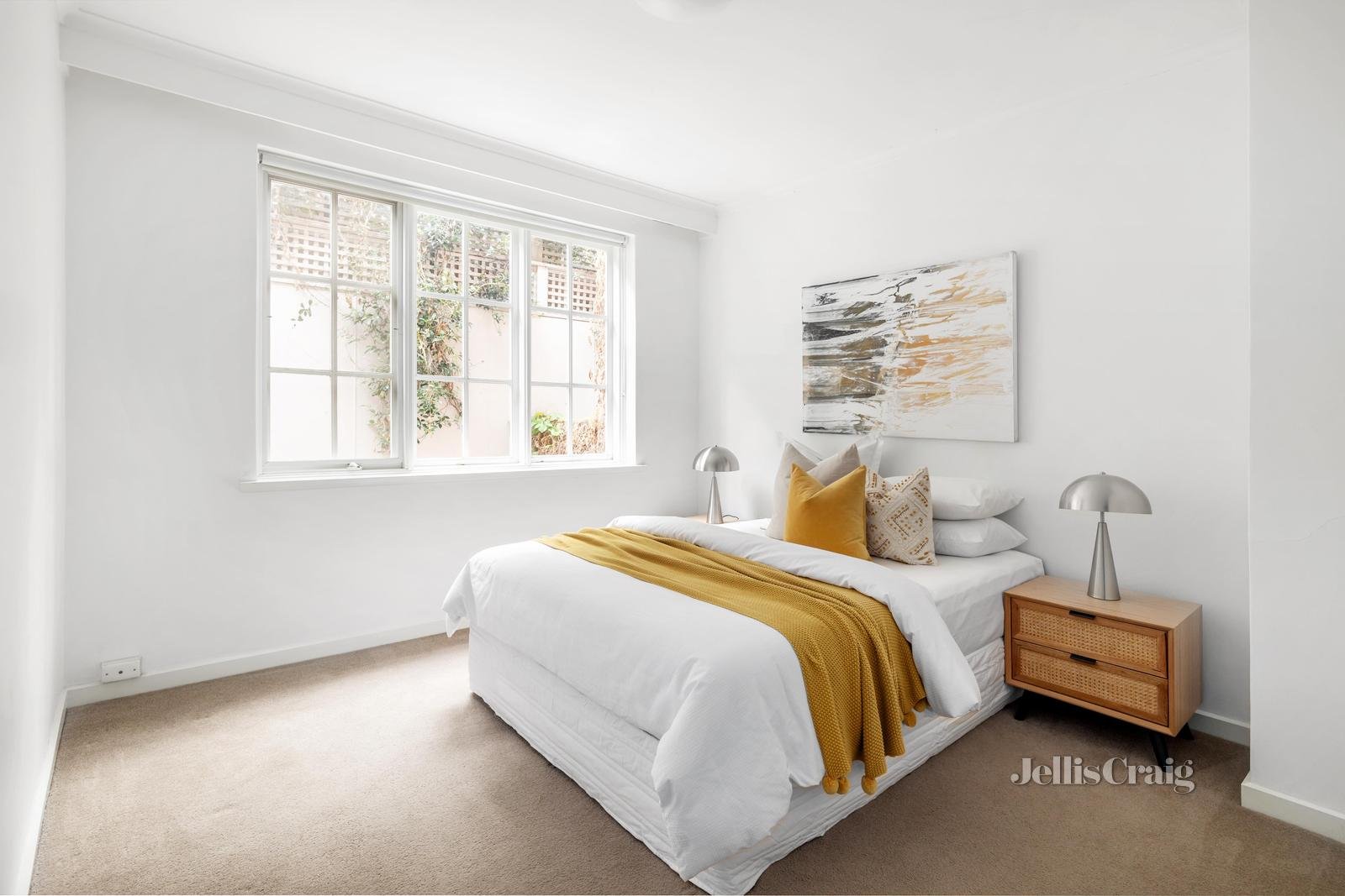 6/26 Springfield Avenue, Toorak image 6