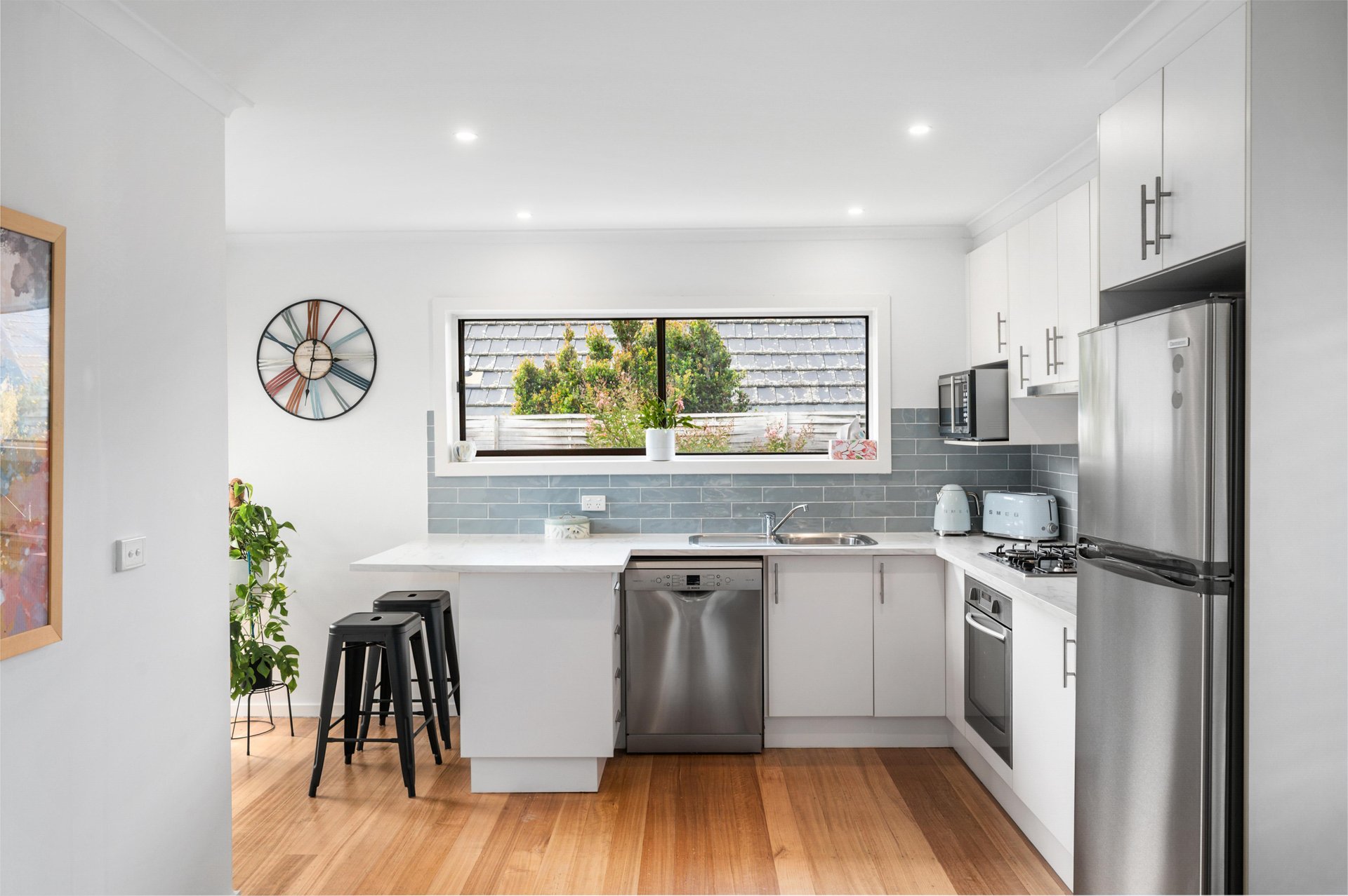 6/27 Chatham Road, Canterbury image 2