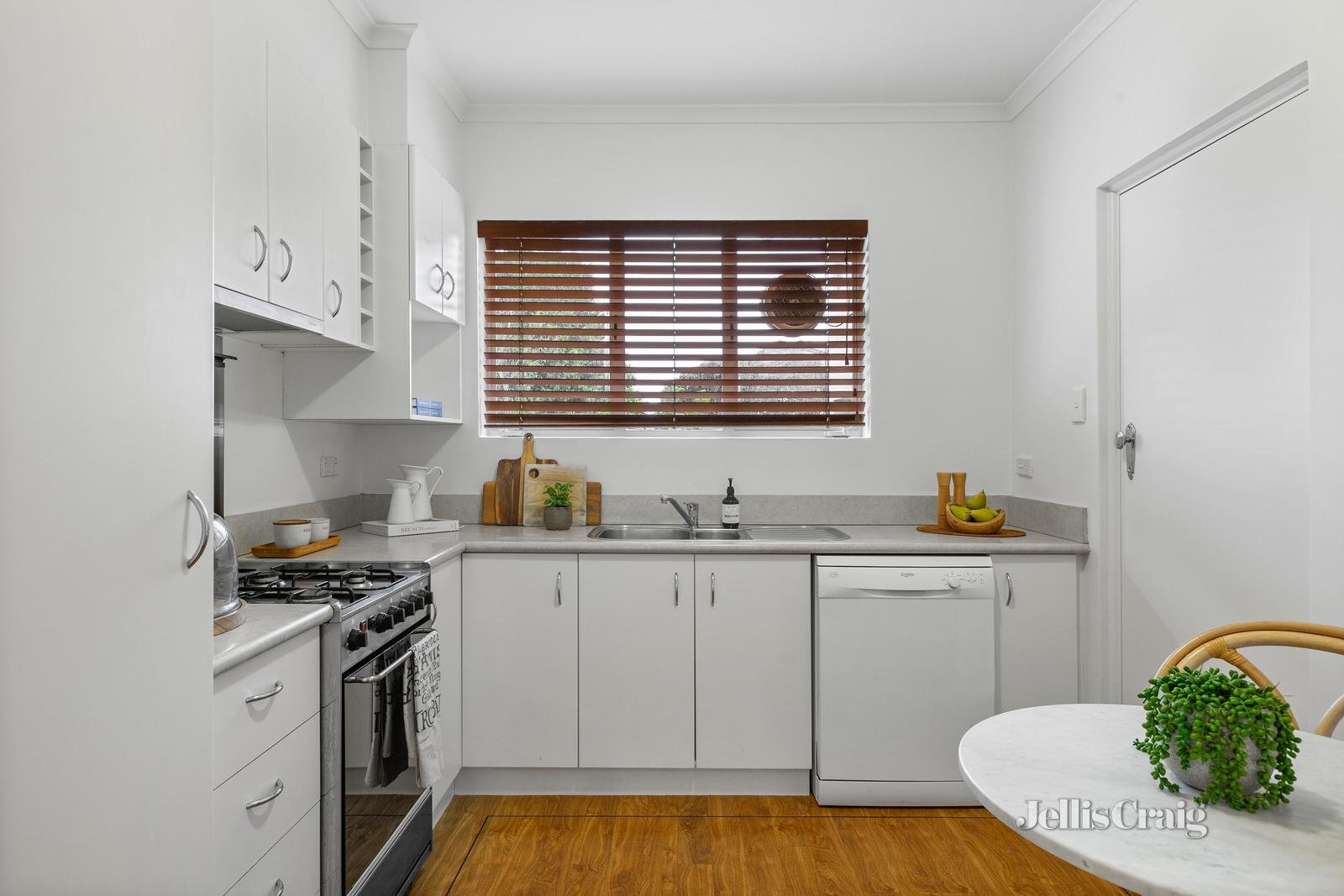 6/27 Glen Street, Hawthorn image 3