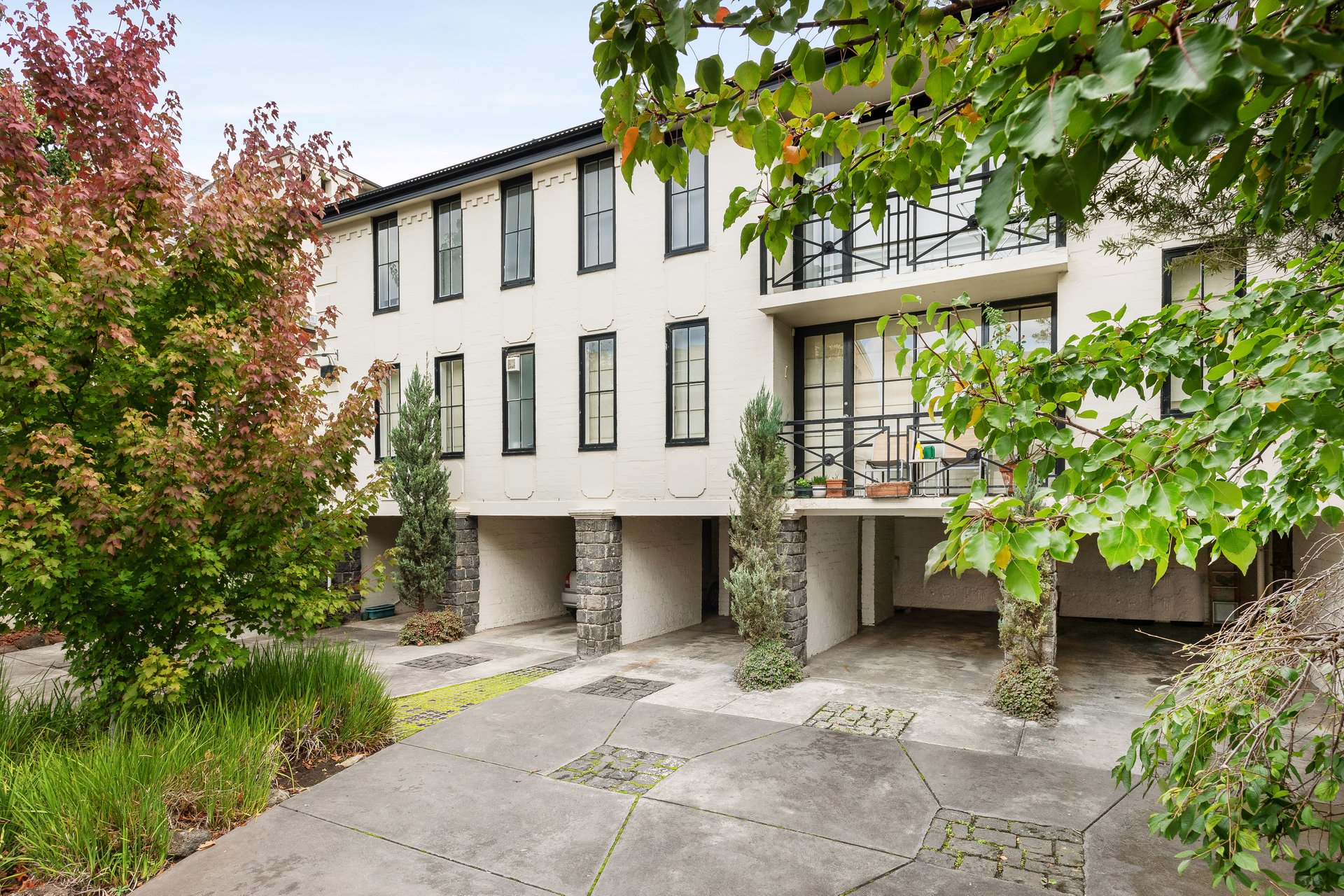 Property Gallery - Main Image