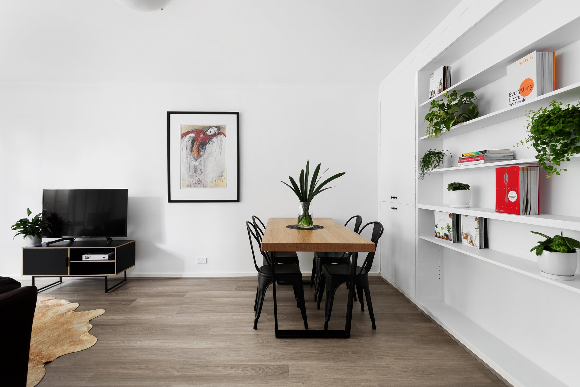 Property Gallery Thumbnail 3