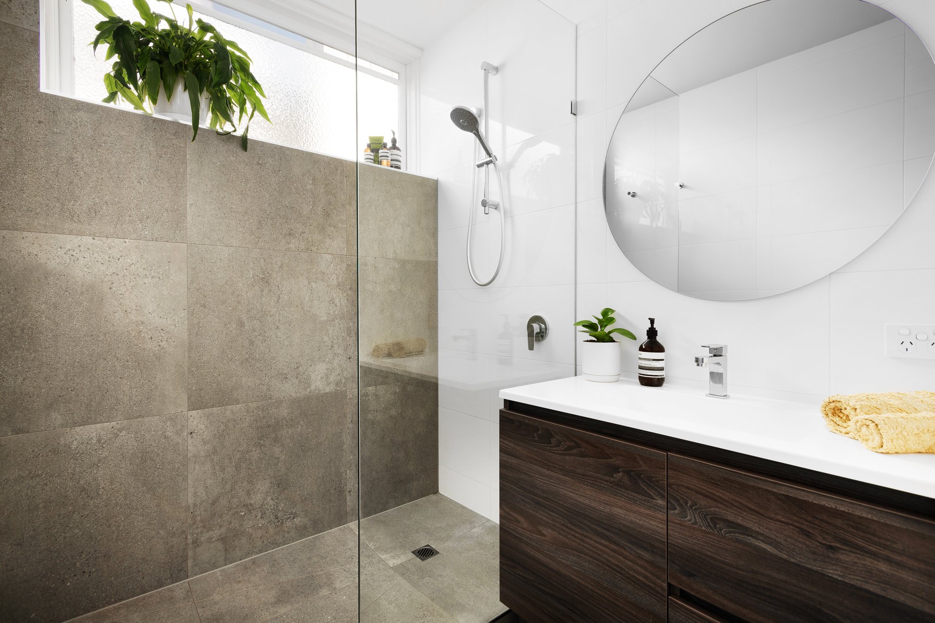 Property Gallery Thumbnail 8