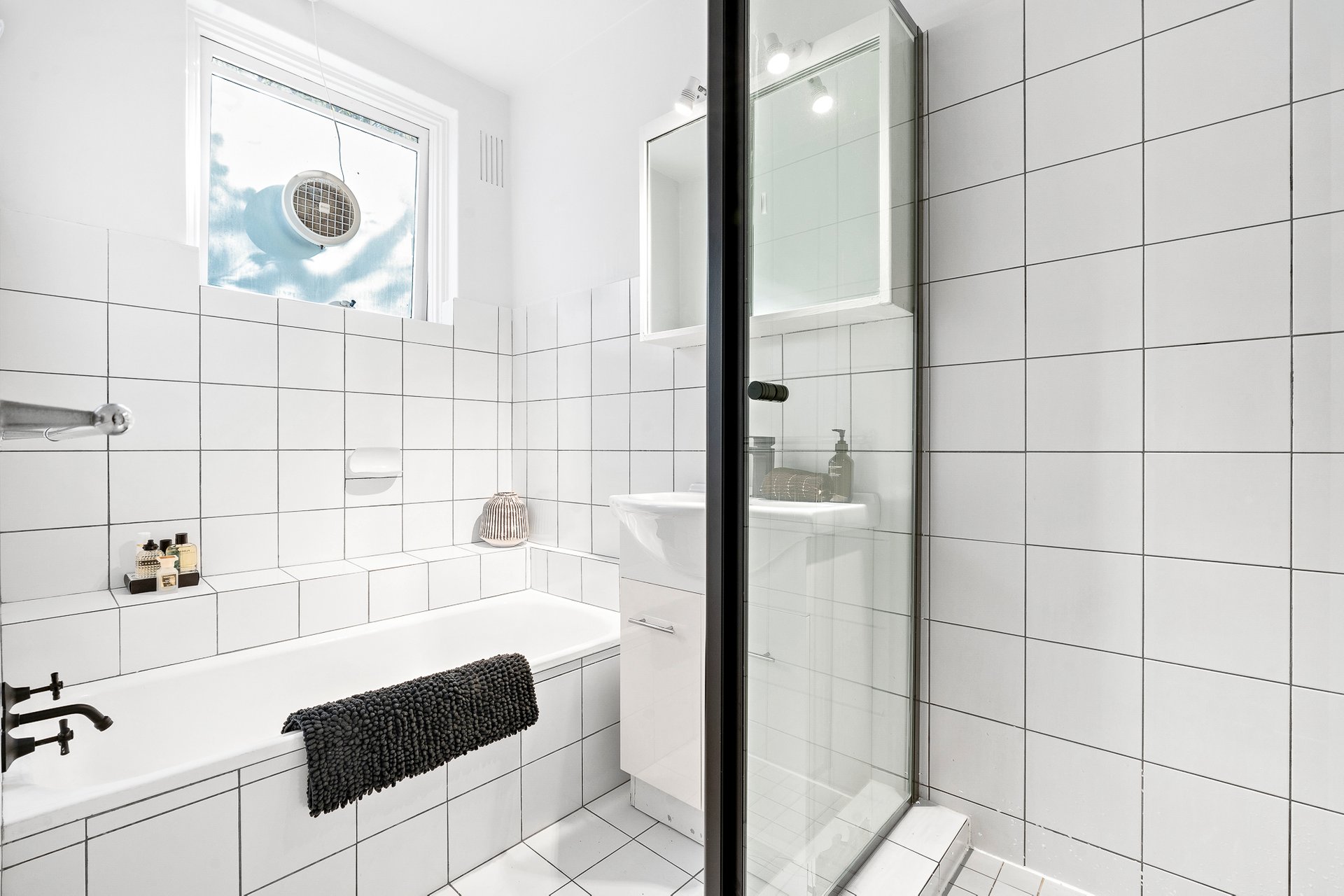 Property Gallery Thumbnail 5
