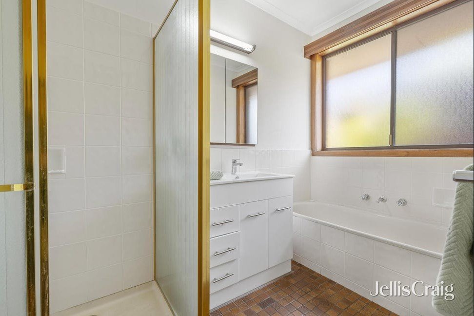 628 Highbury Road, Glen&nbsp;Waverley image 6