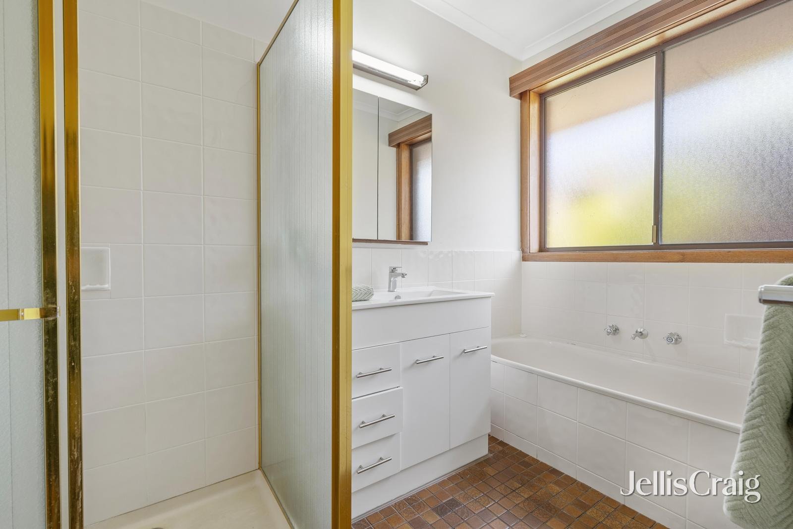 628 Highbury Road, Glen Waverley image 6