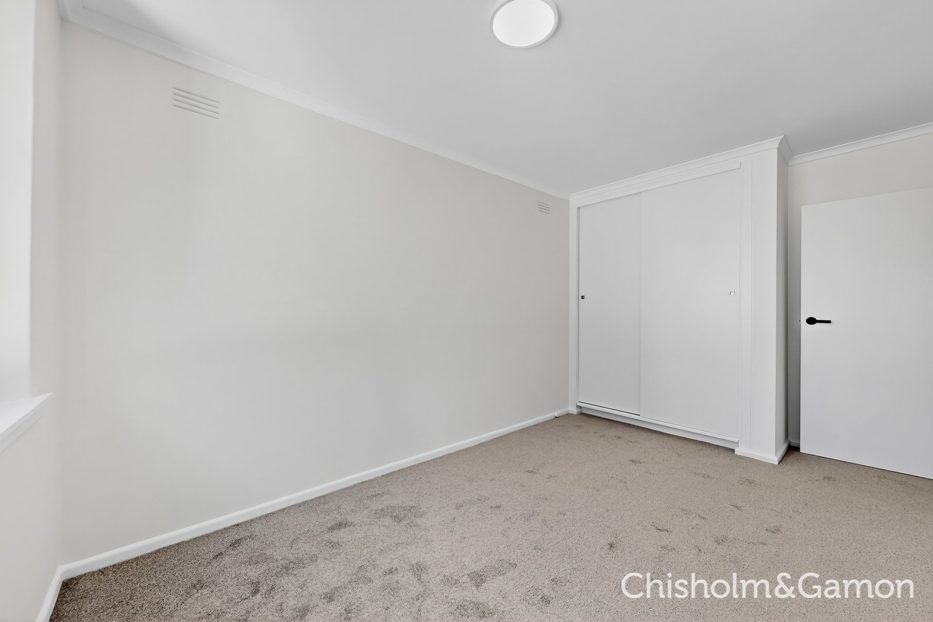 6/28 Pine Avenue, Elwood image 9