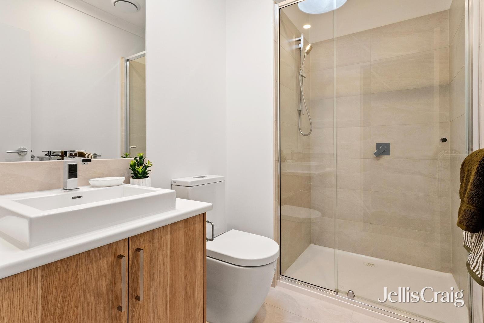 6/289 Mt Dandenong Road, Croydon image 7