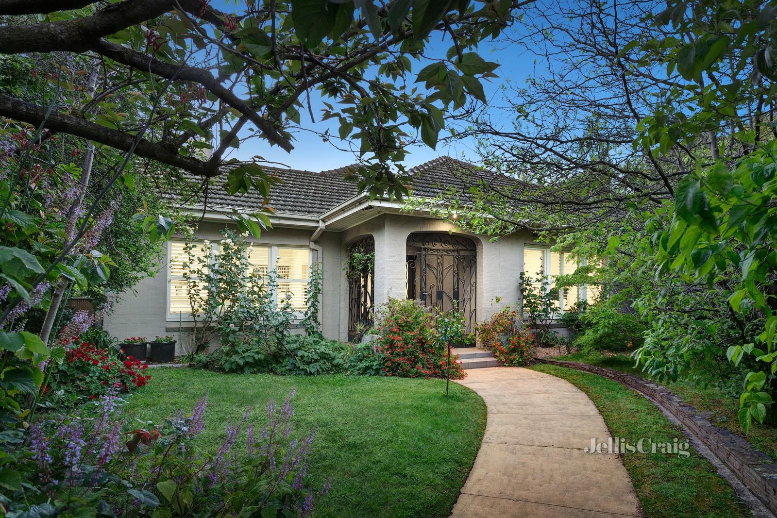 629 Burke Road, Camberwell image 1