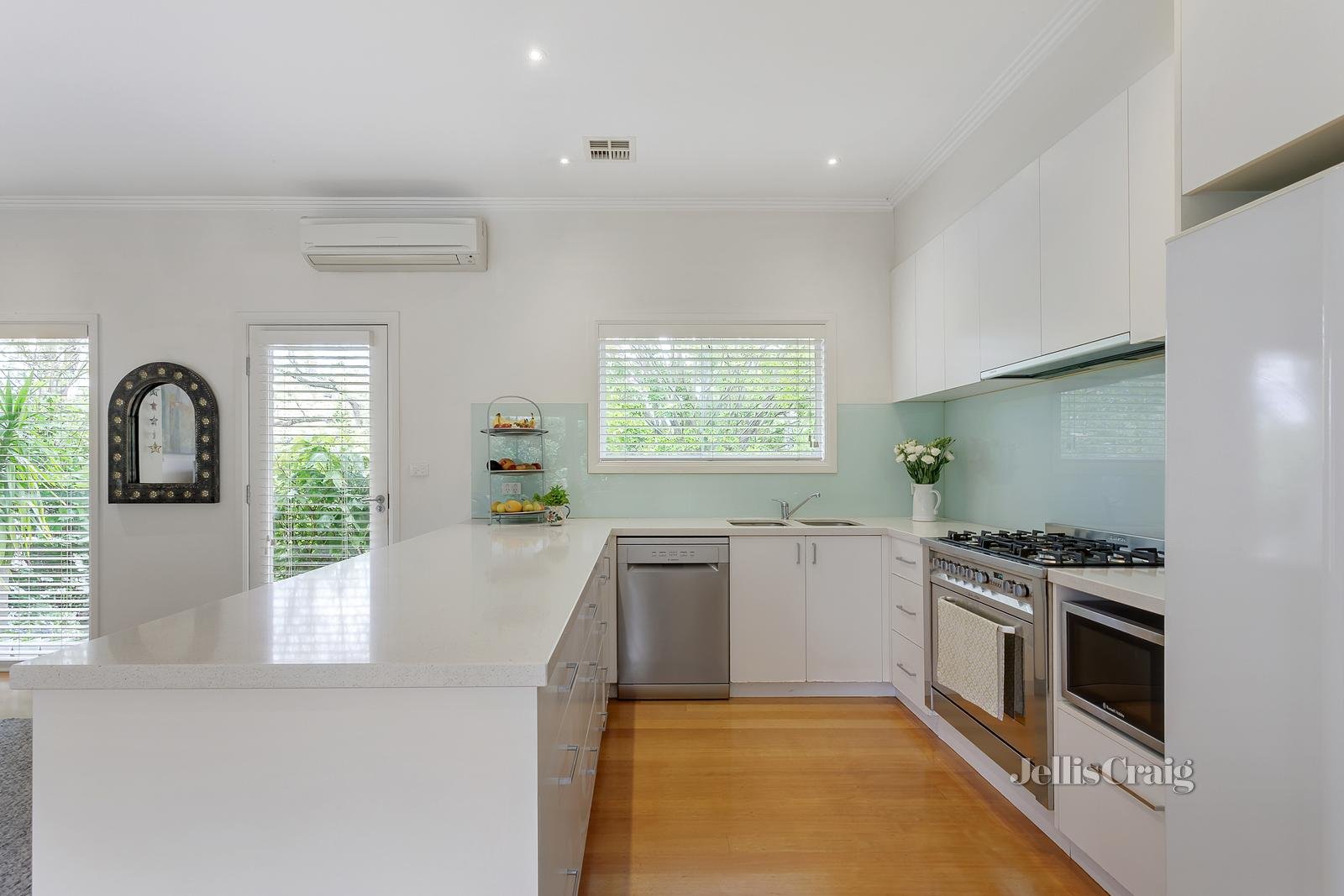 629 Burke Road, Camberwell image 6