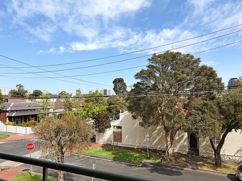 6 / 29 Greville Street PRAHRAN