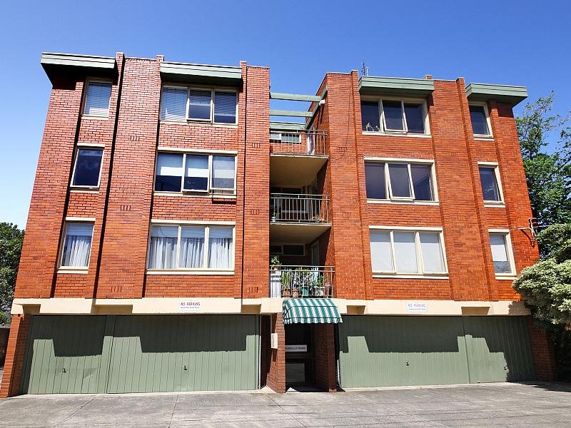 6 / 29 Greville Street PRAHRAN