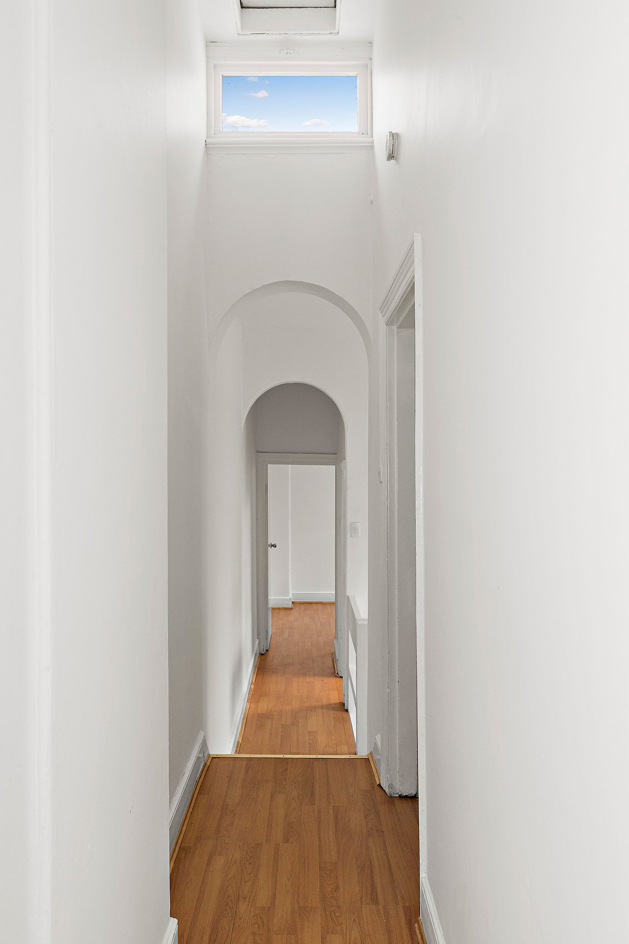 Property Gallery Thumbnail 6