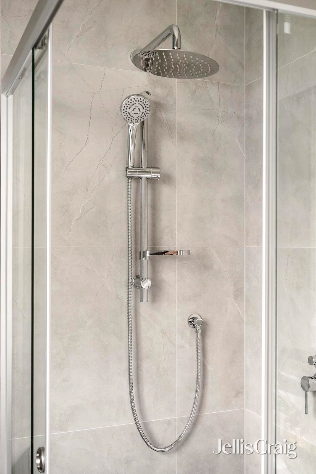 62a Greenslopes Drive, Mooroolbark image 9