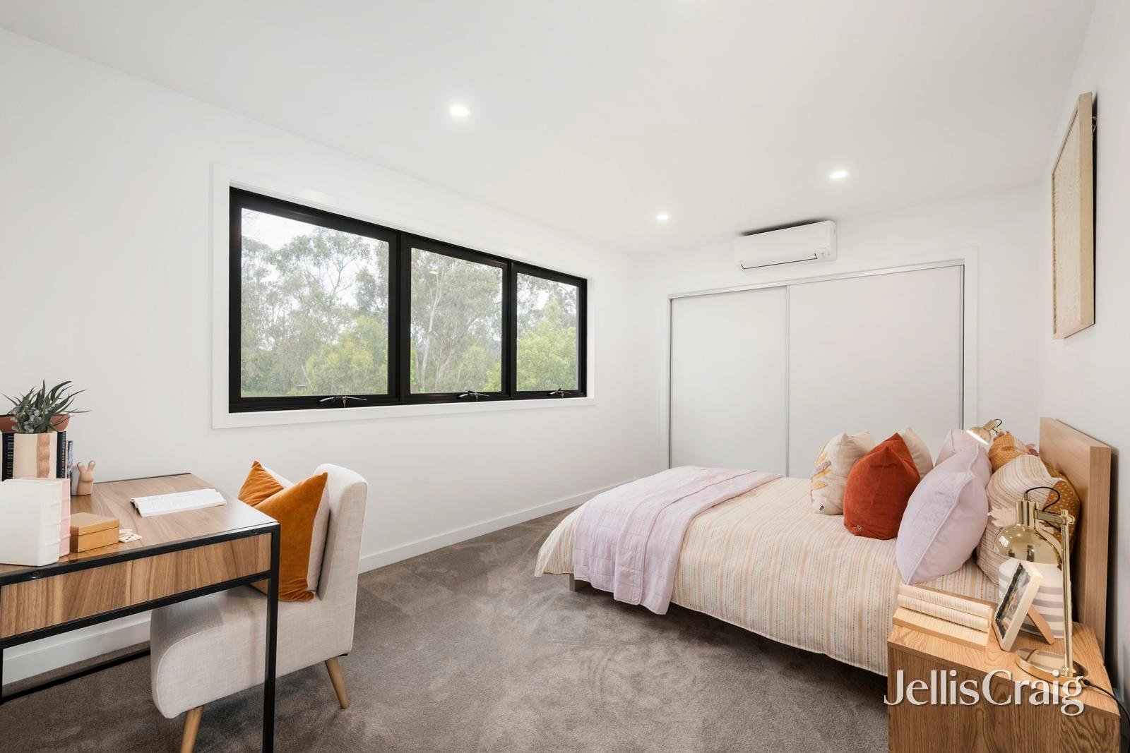 62a Greenslopes Drive, Mooroolbark image 11