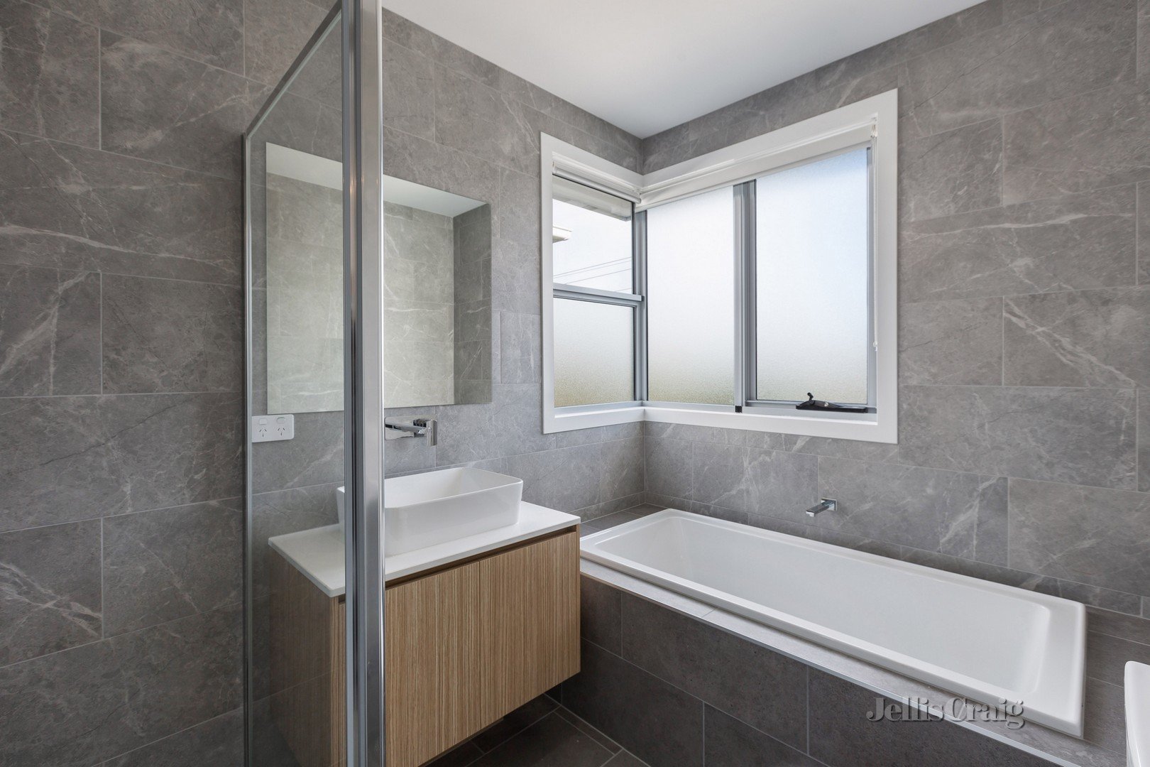 62A Second Avenue, Altona North image 12