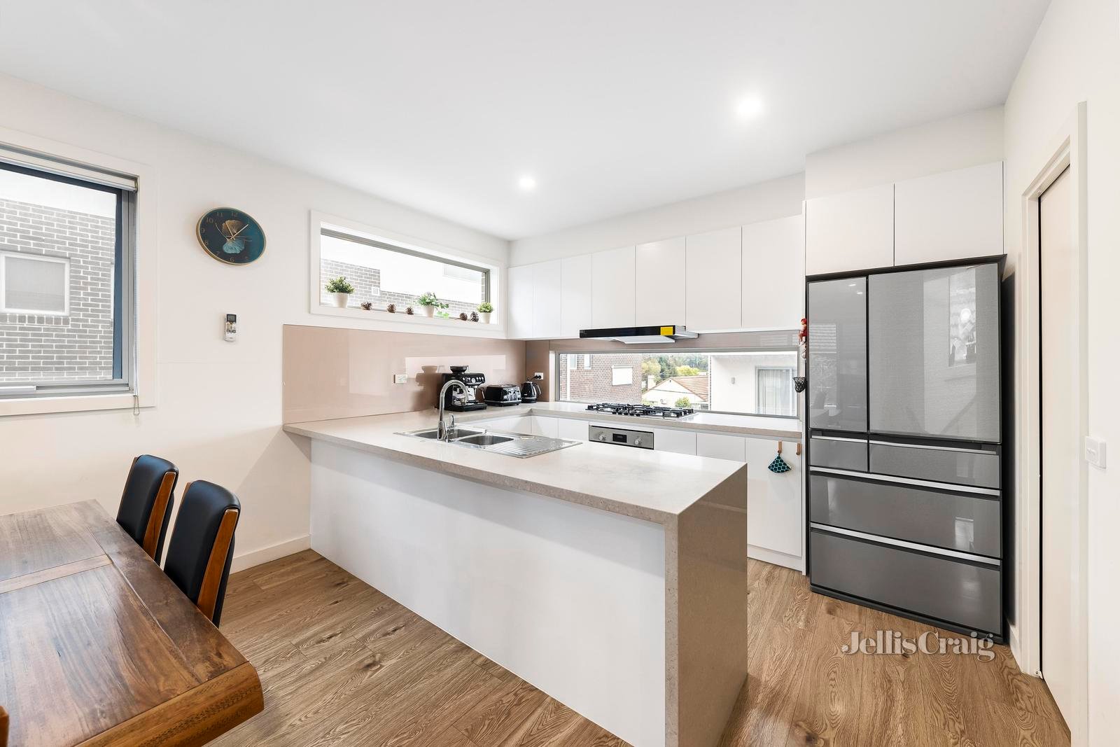 6/2B Oliver Street, Ringwood image 5