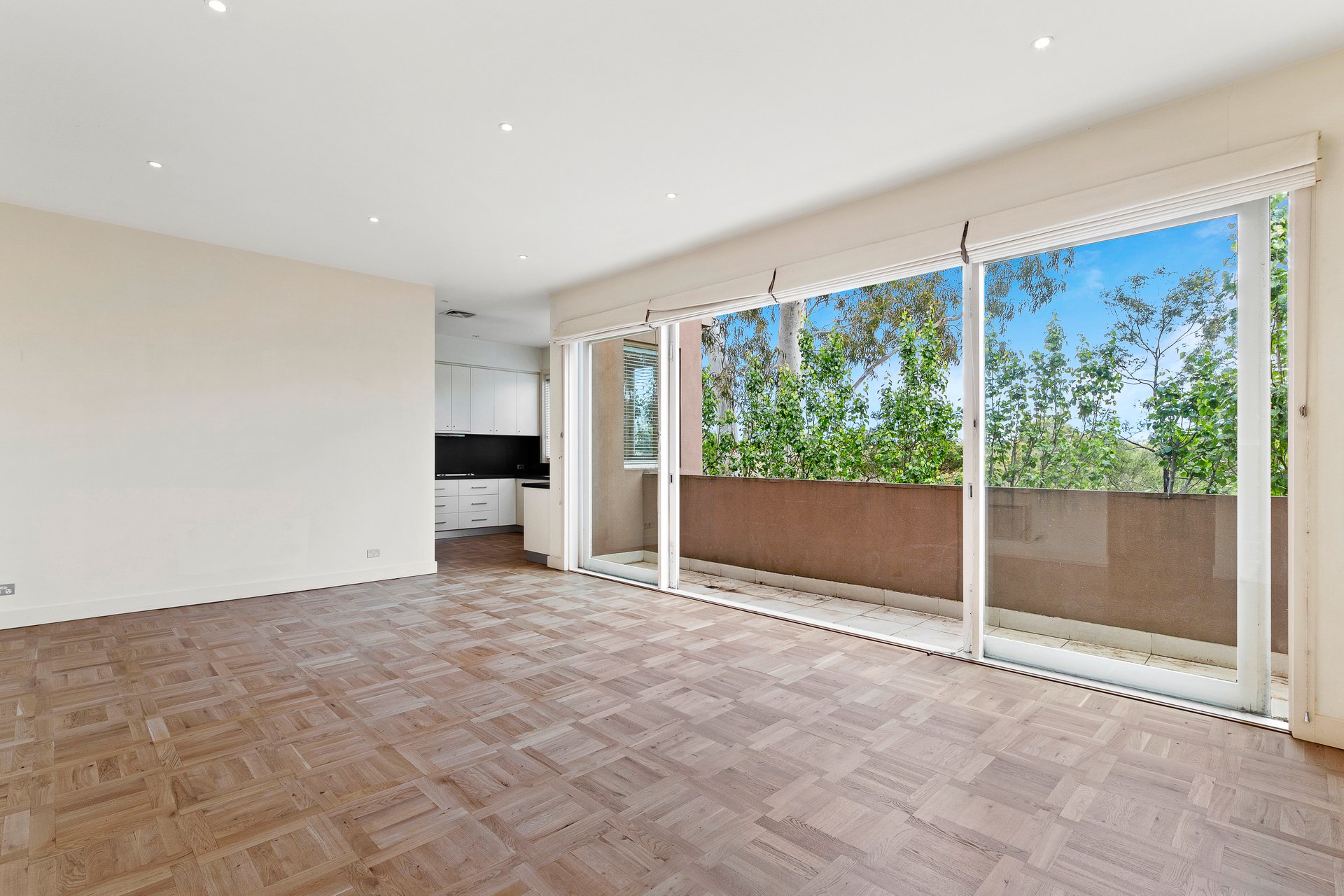 Property Gallery - Main Image