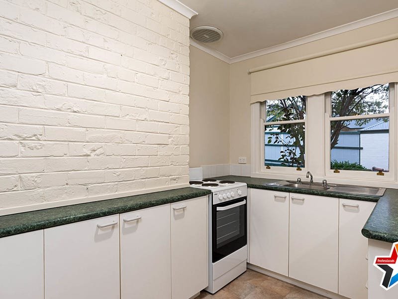 63-63A Cambridge Road, Mooroolbark image 14