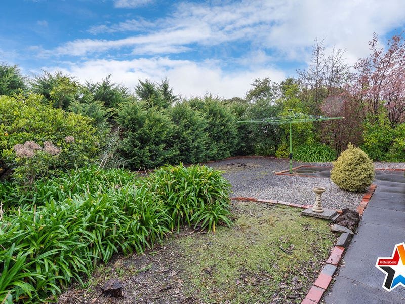 63-63A Cambridge Road, Mooroolbark image 20