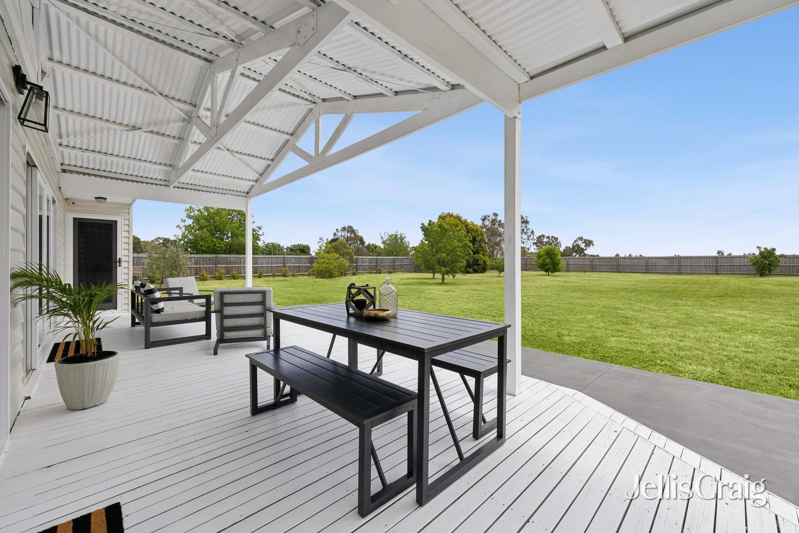 63 Albert Street, Clunes image 6