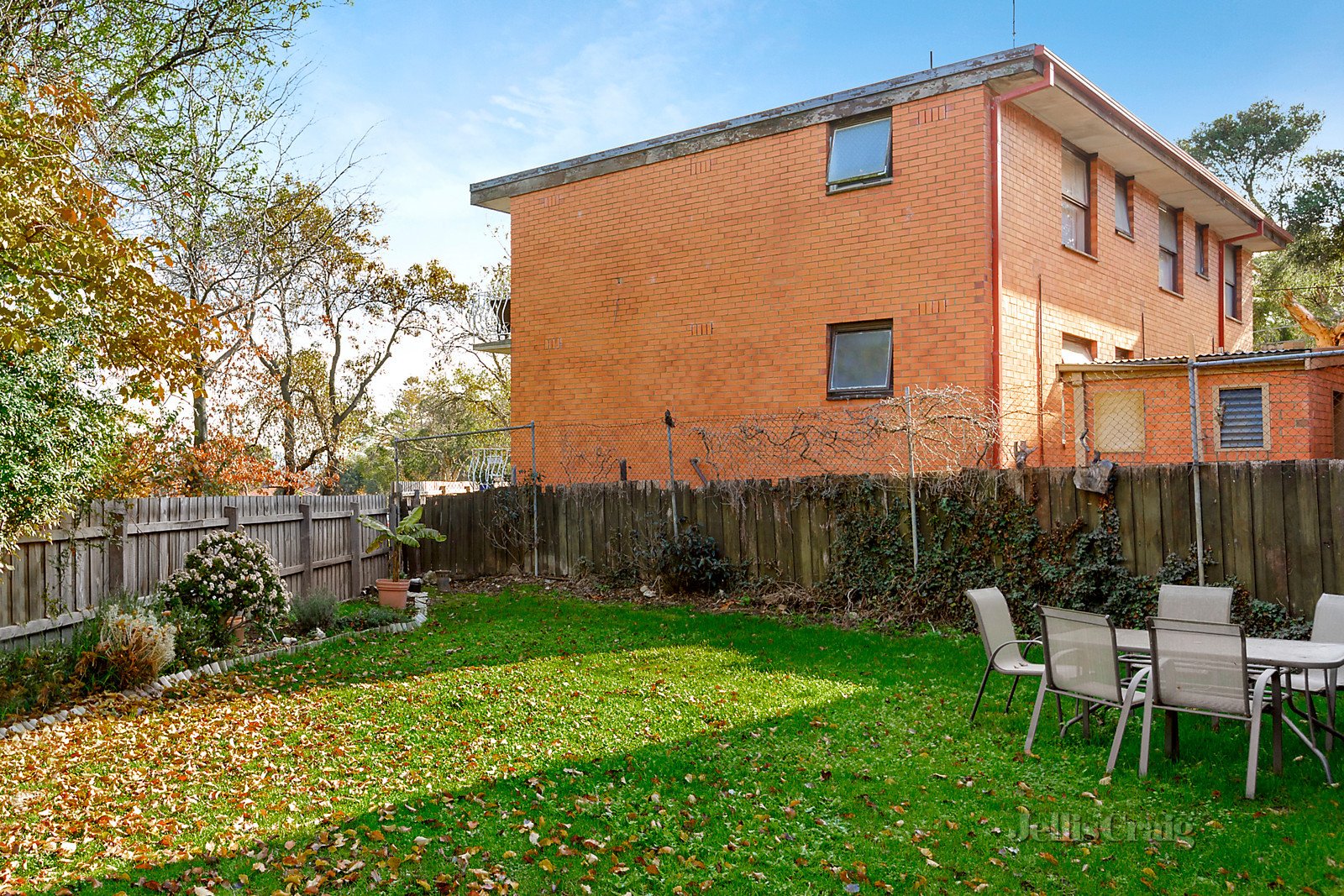 6/3 Allard Street, Brunswick West image 7