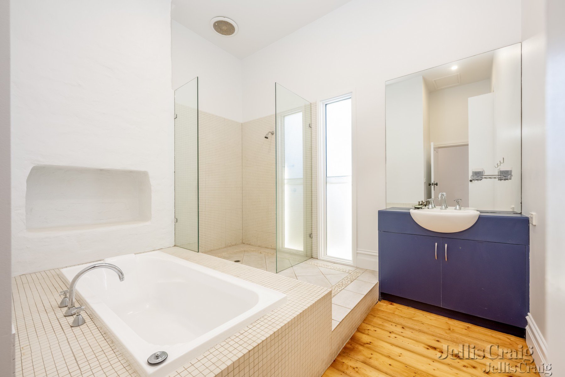 63 Ballantyne Street, Thornbury image 5
