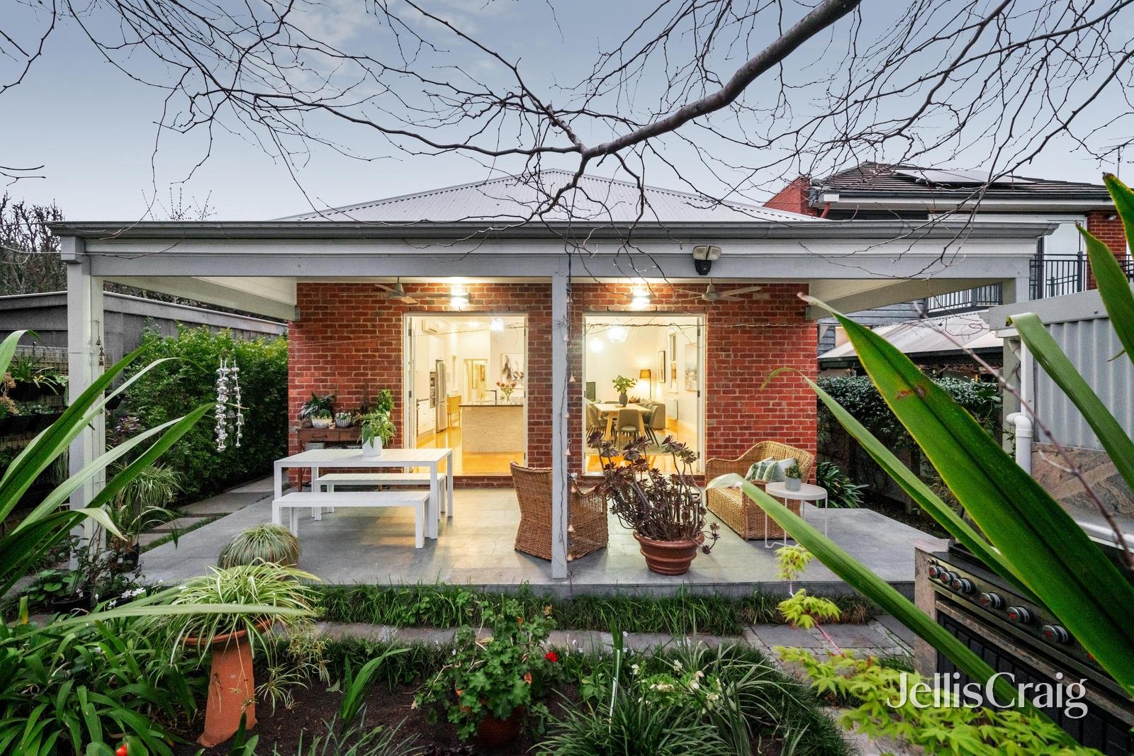 63 Barton Street, Surrey Hills image 4