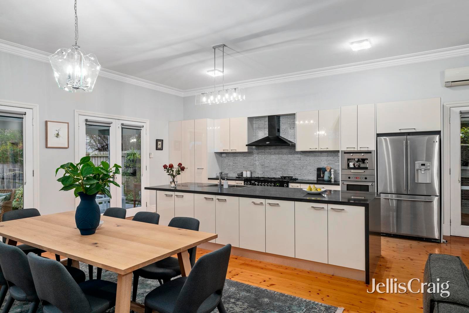 63 Barton Street, Surrey Hills image 7