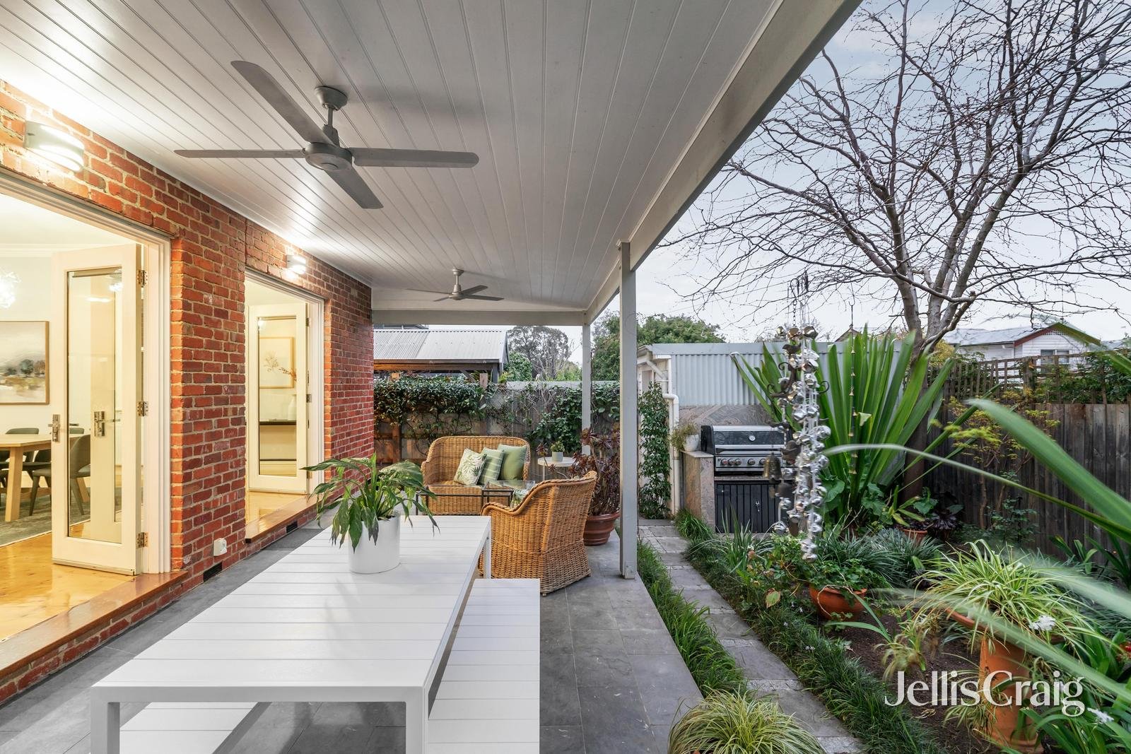 63 Barton Street, Surrey Hills image 9