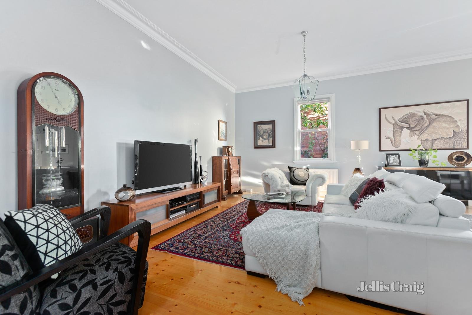 63 Barton Street, Surrey Hills image 7
