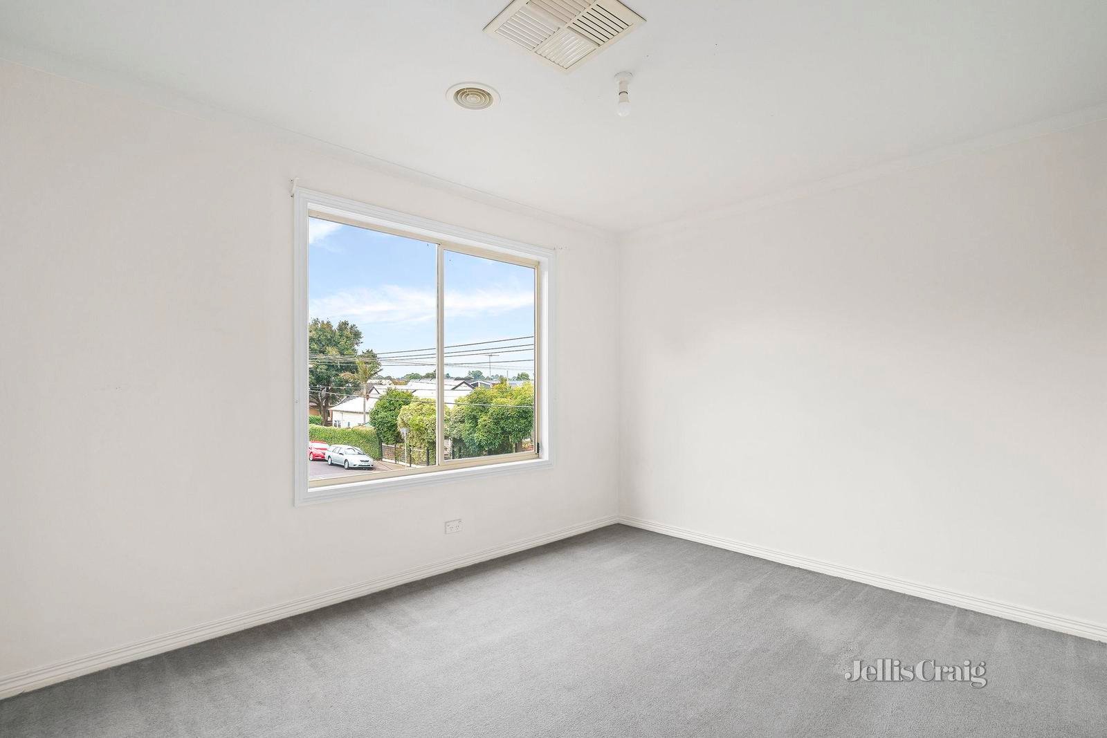 63 Bayview Road, Yarraville image 7