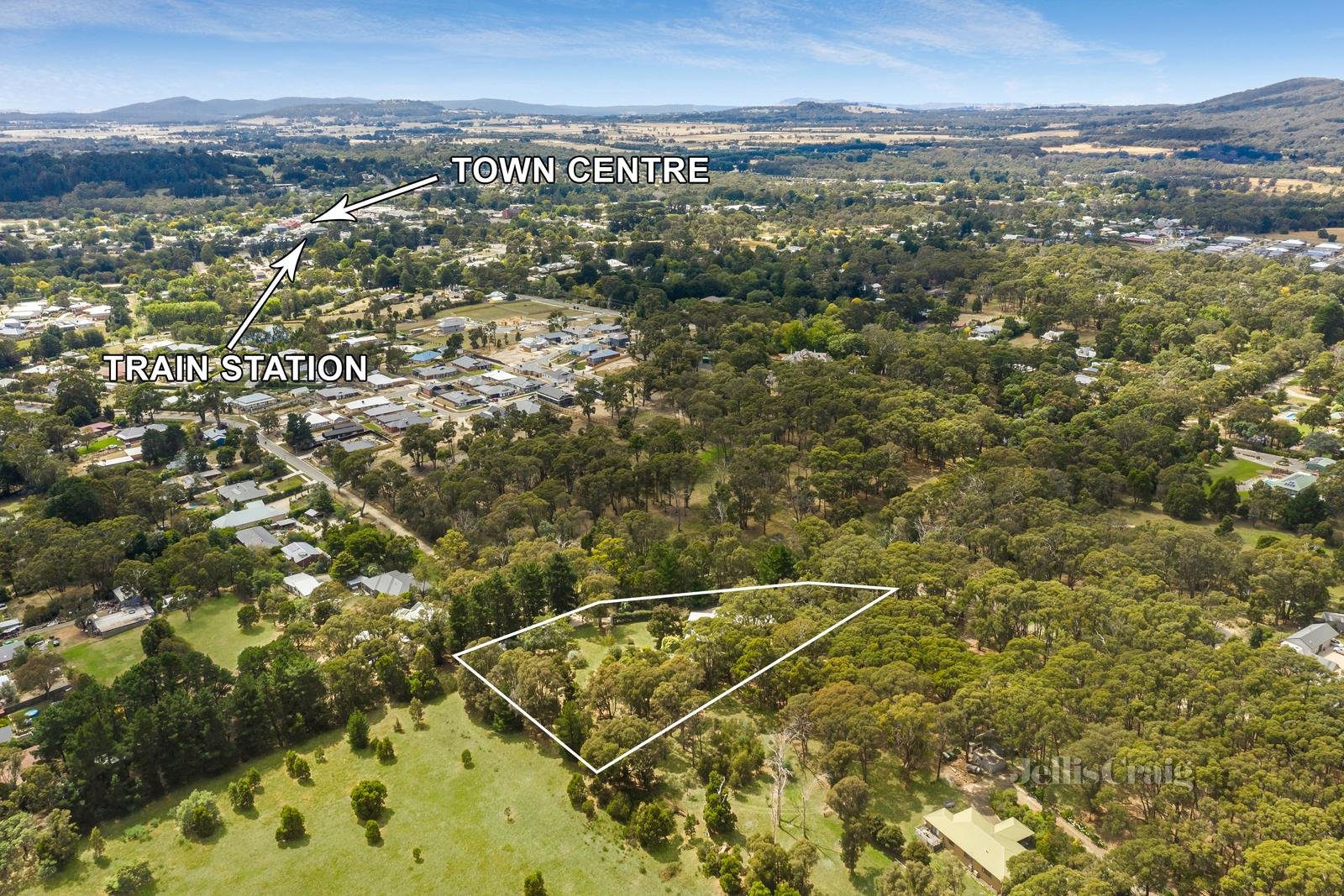 63 Blackwattle Lane, Woodend image 23