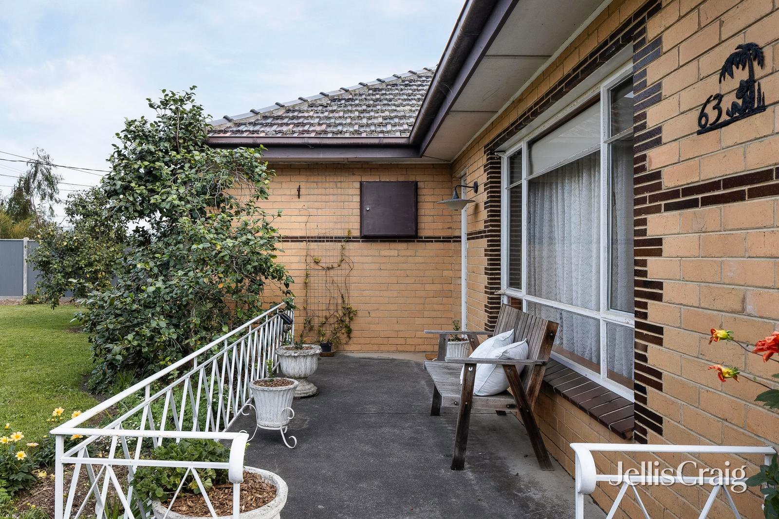 63 Botha Avenue, Reservoir image 3