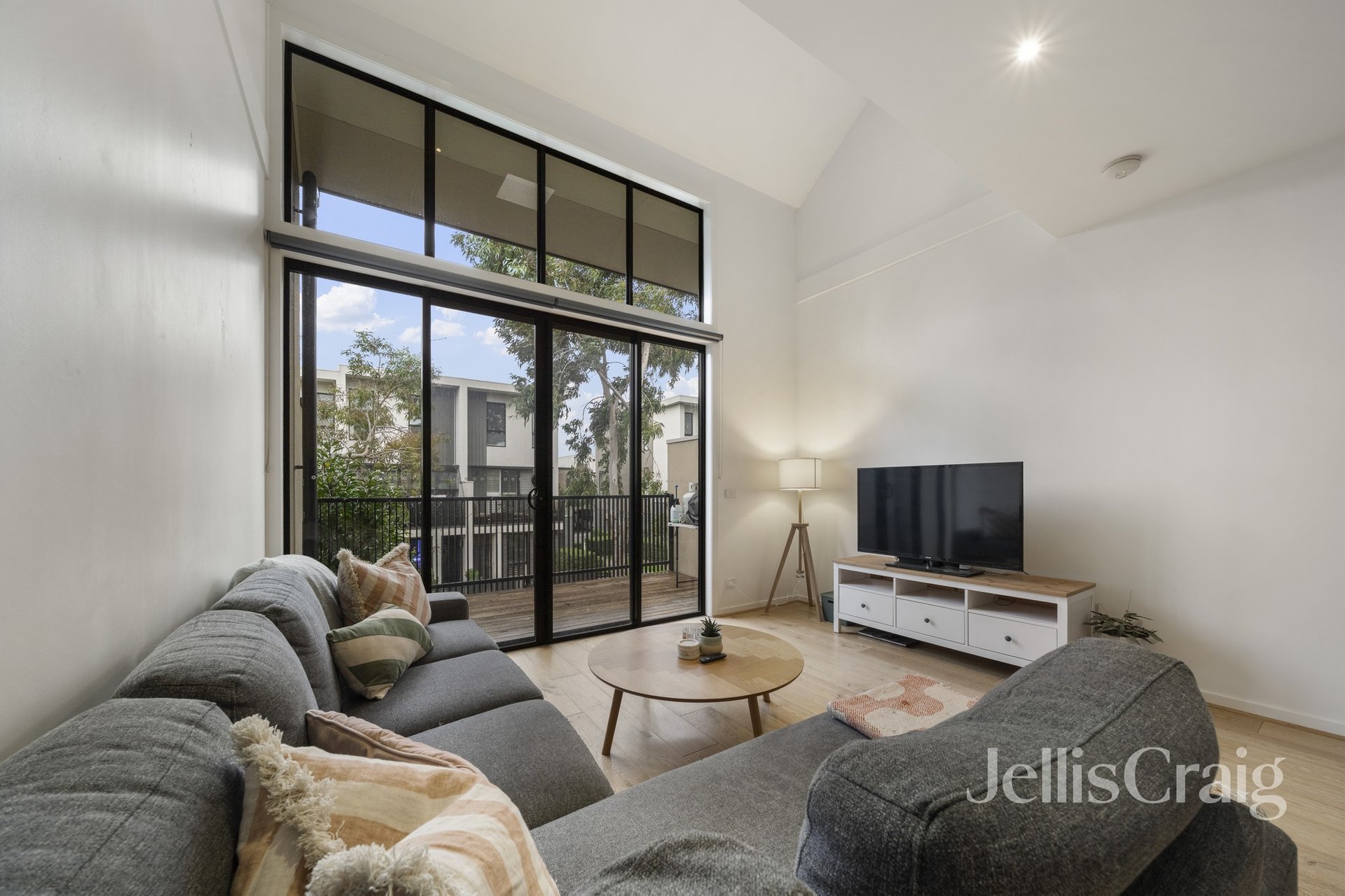 63 Central Park Walk, Cheltenham image 2
