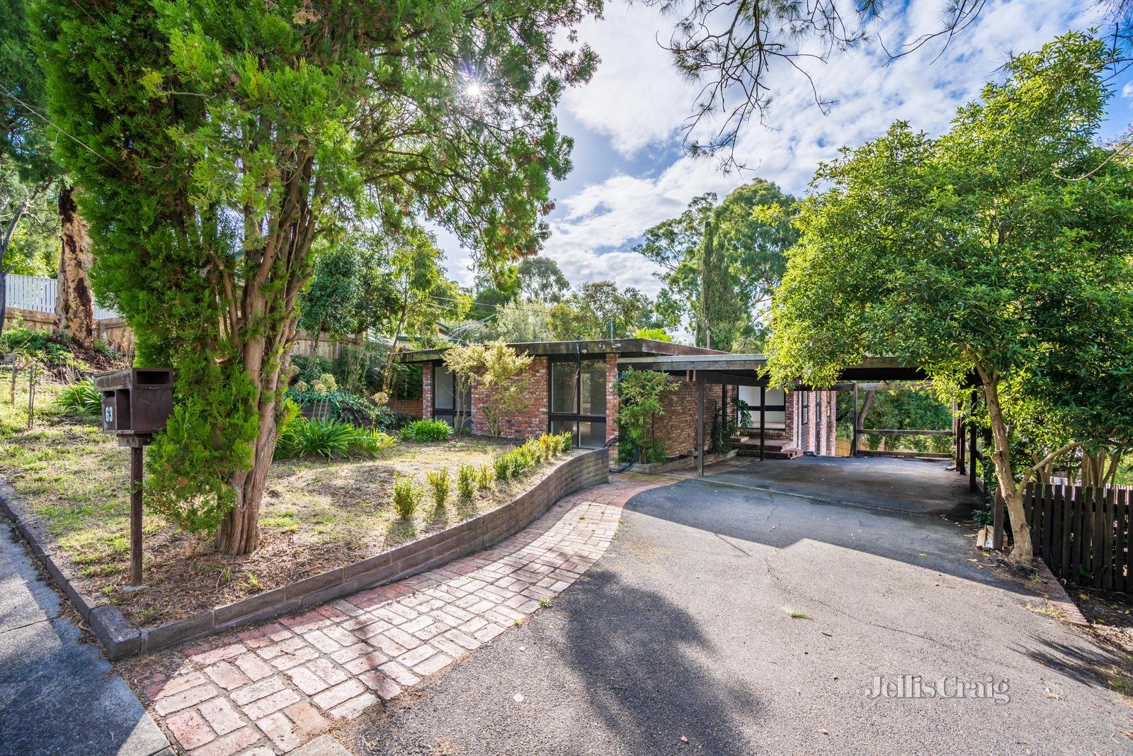 63 Chippewa Avenue, Donvale image 2