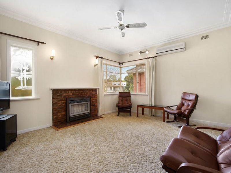 63 Clifton Street, Balwyn North image 2