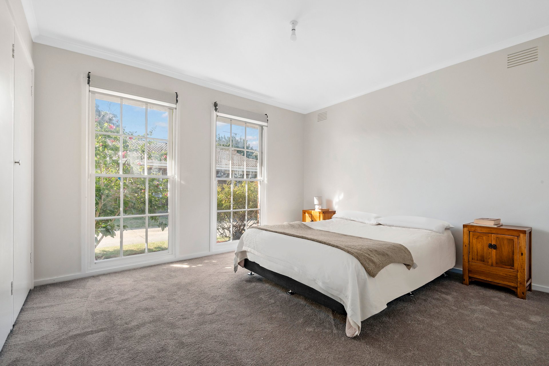 Property Gallery Thumbnail 5