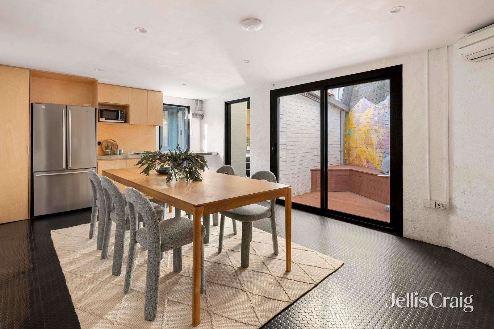 63 Dundas Place, Albert&nbsp;Park image 5