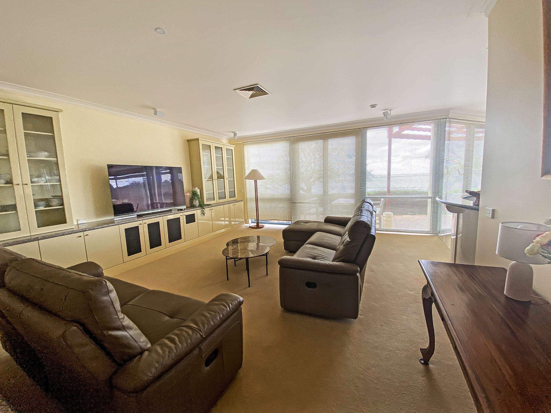 63 Eastern Beach Road, Geelong image 4