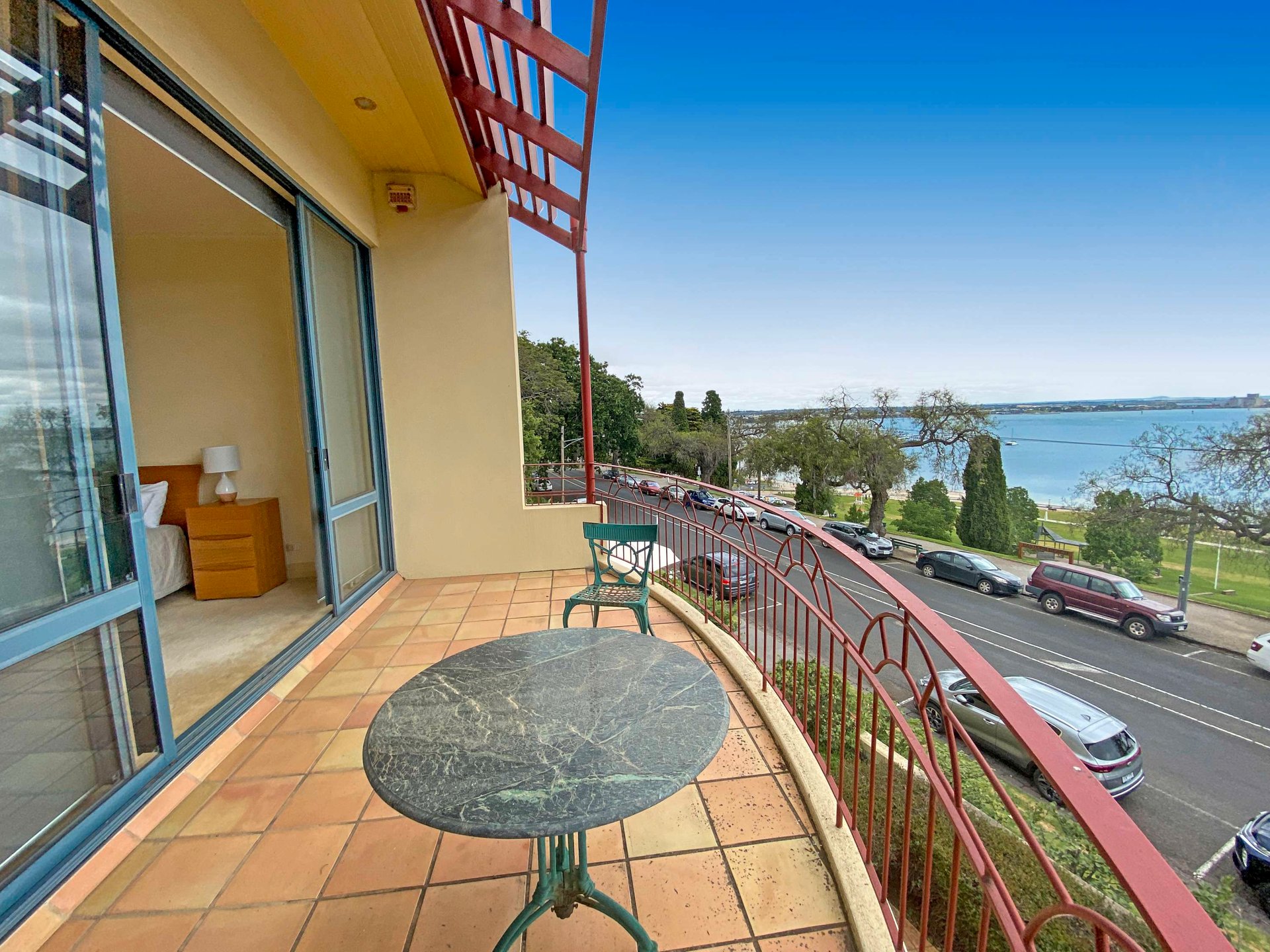 63 Eastern Beach Road, Geelong image 18