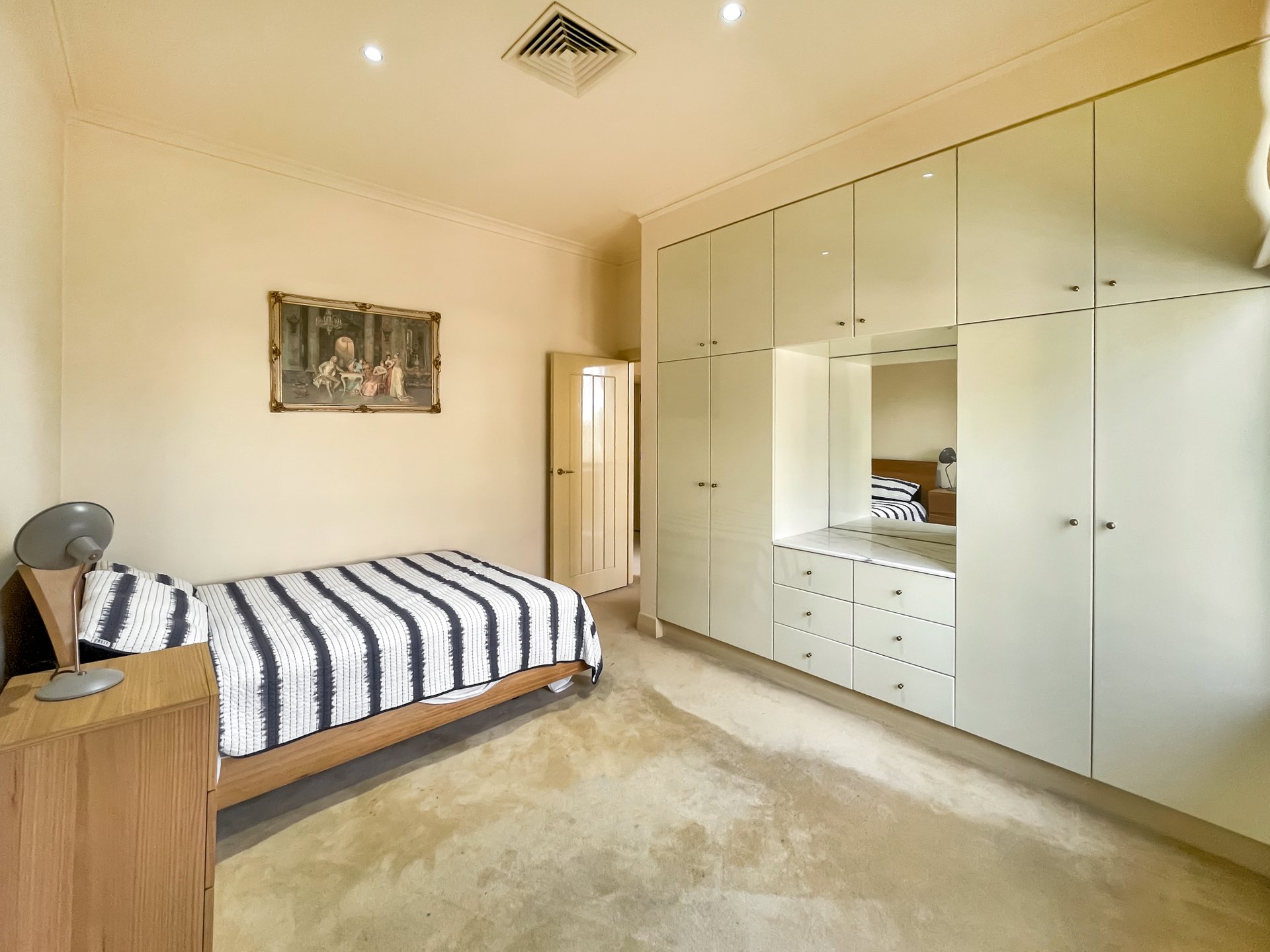 63 Eastern Beach Road, Geelong image 13