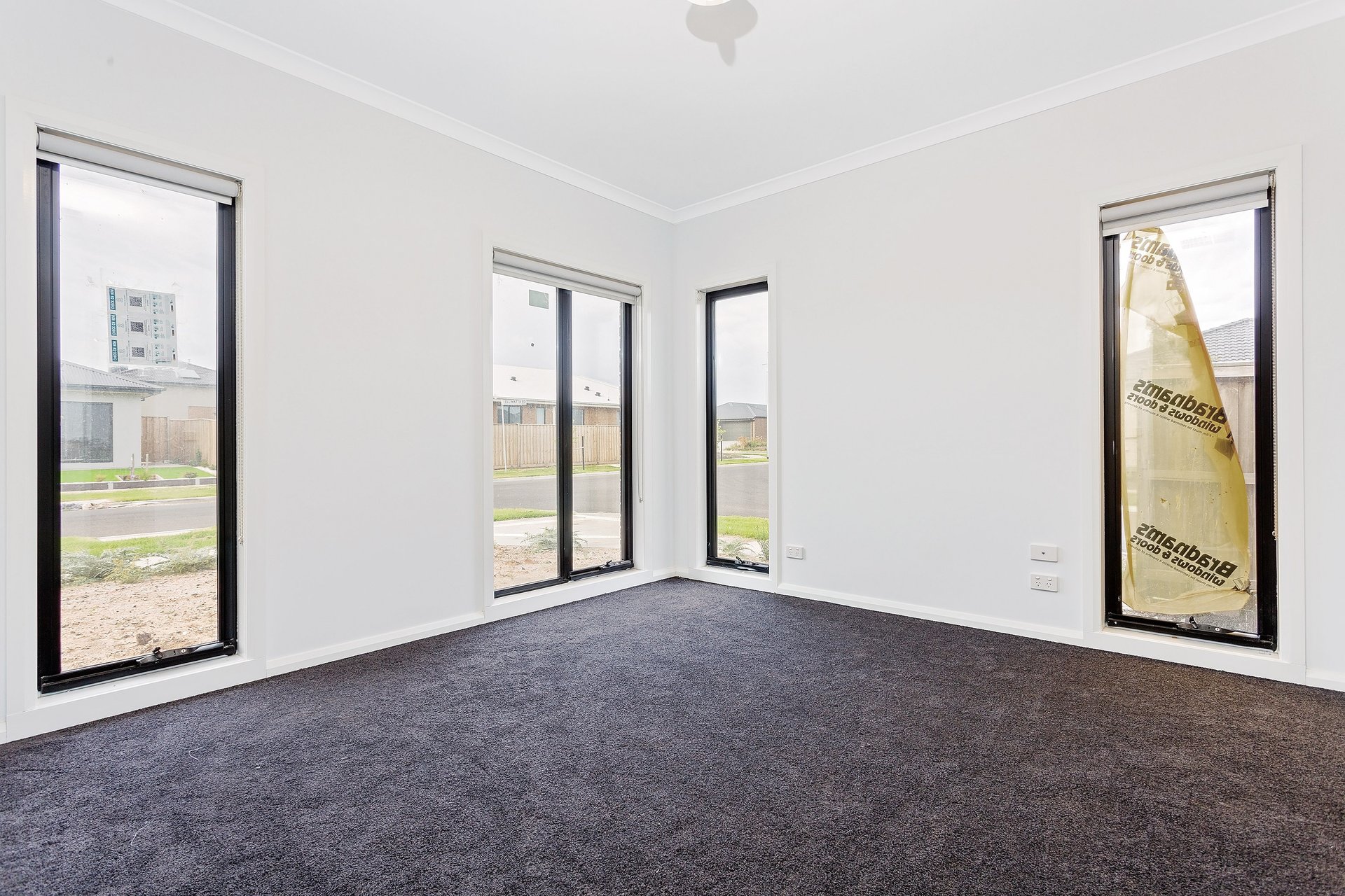 63 Ellimatta Road MAMBOURIN