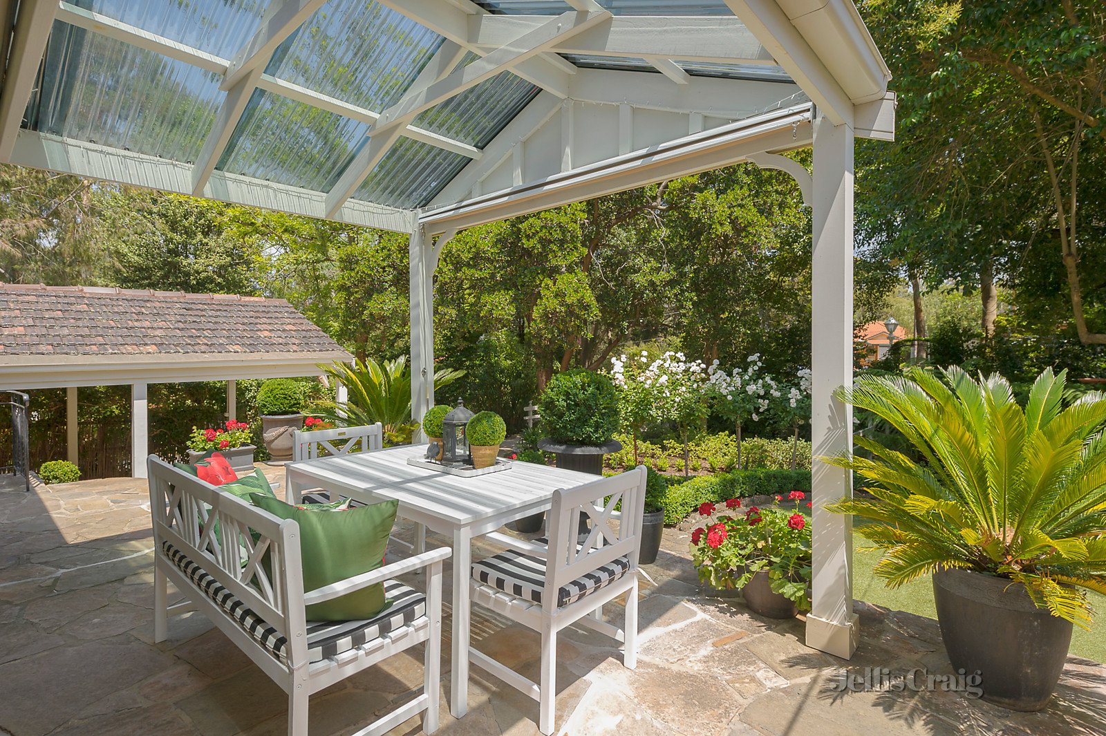 63 Gardenia Street, Blackburn image 10