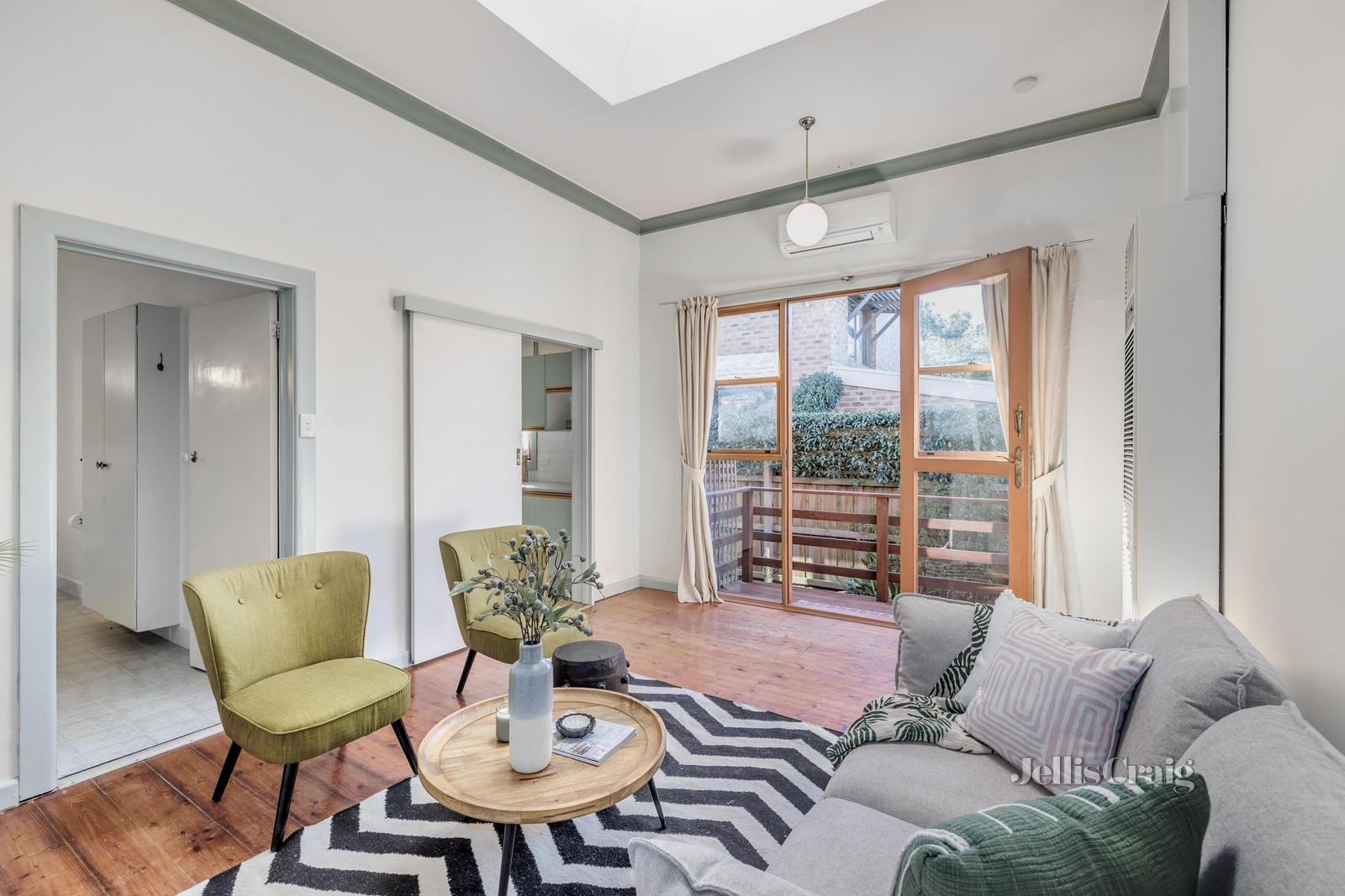 63 Gladstone Street, Kew image 2