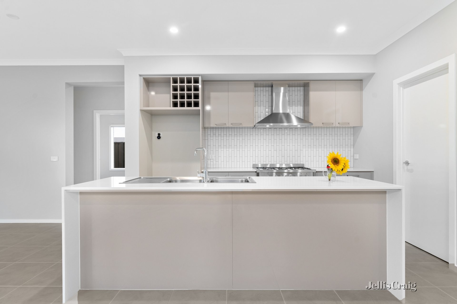 63 Grainger Parade, Lucas image 3