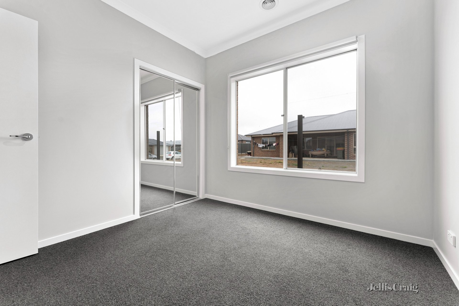 63 Grainger Parade, Lucas image 9