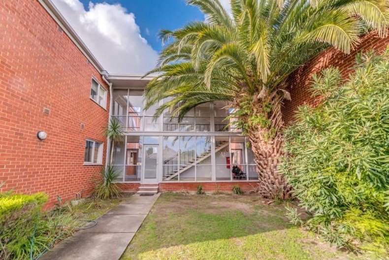 6/3 Halstead Street, Caulfield North image 6