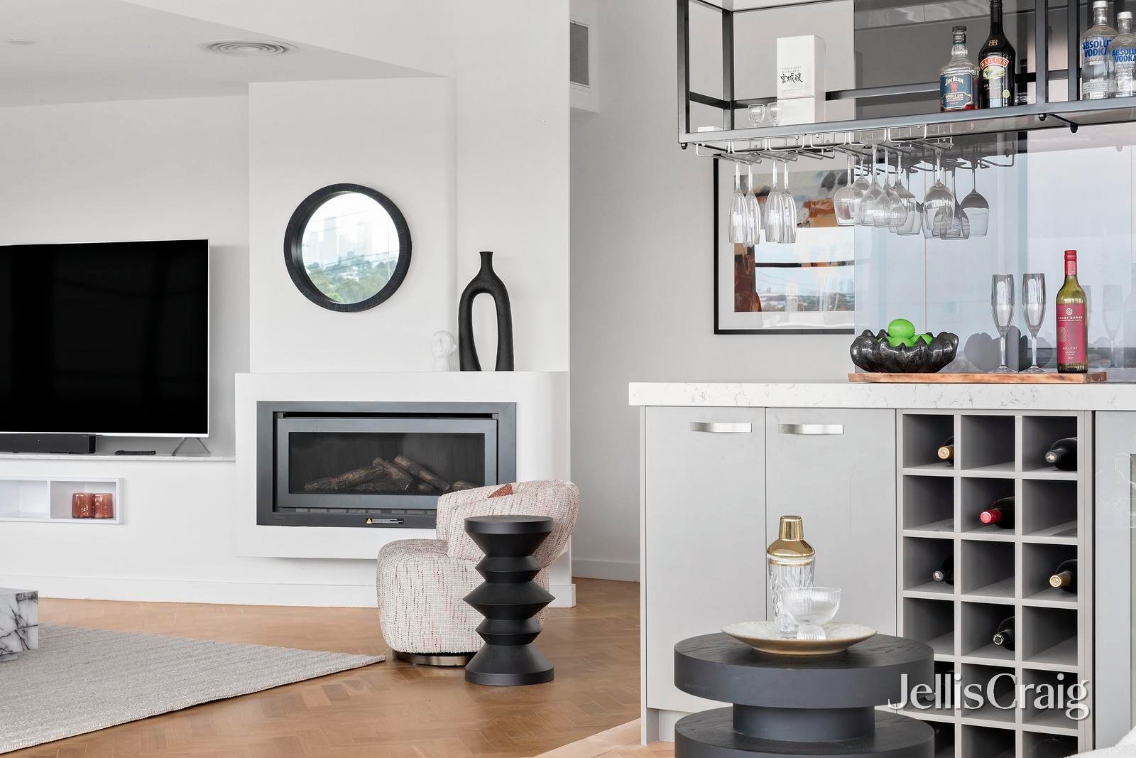 6/3 Hillside Crescent, Maribyrnong image 7