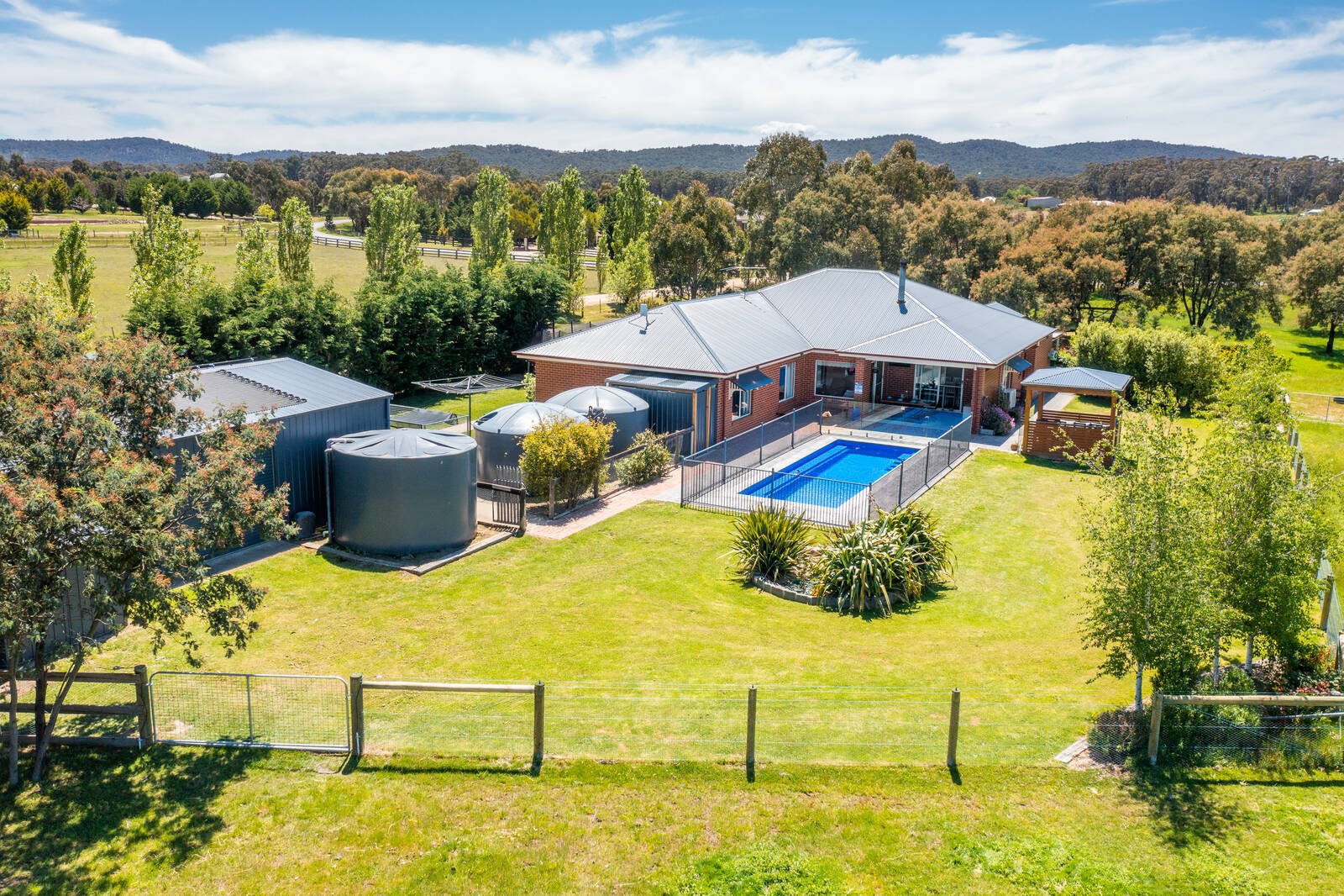 Property Gallery Thumbnail 2