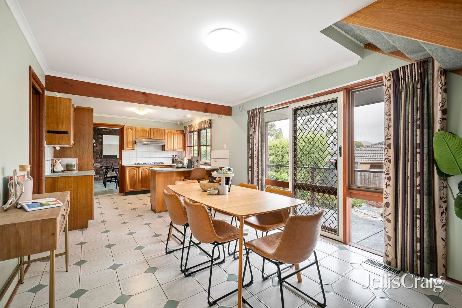 63 Landscape Drive, Mooroolbark image 8